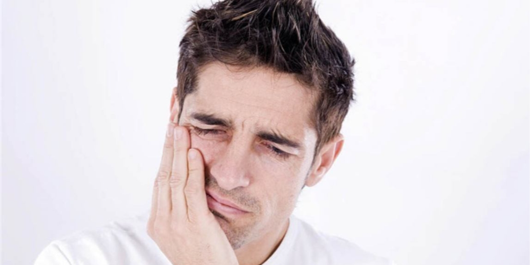 Боль в челюсти